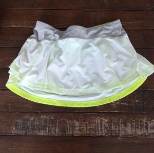Lululemon Athletica Running Skirt Size 10 in White/Neon Yellow